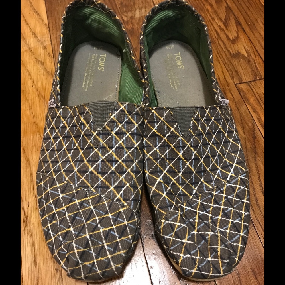 Men’s TOMS canvas shoes - 14